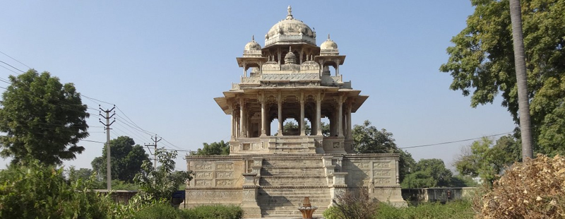 Chaurasi Khambon ki Chhatri: