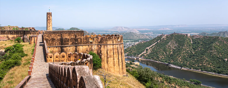 Jaigarh Fort: Hours and Admission Information