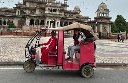 Meet the ladies of the Pink City Rickshaw